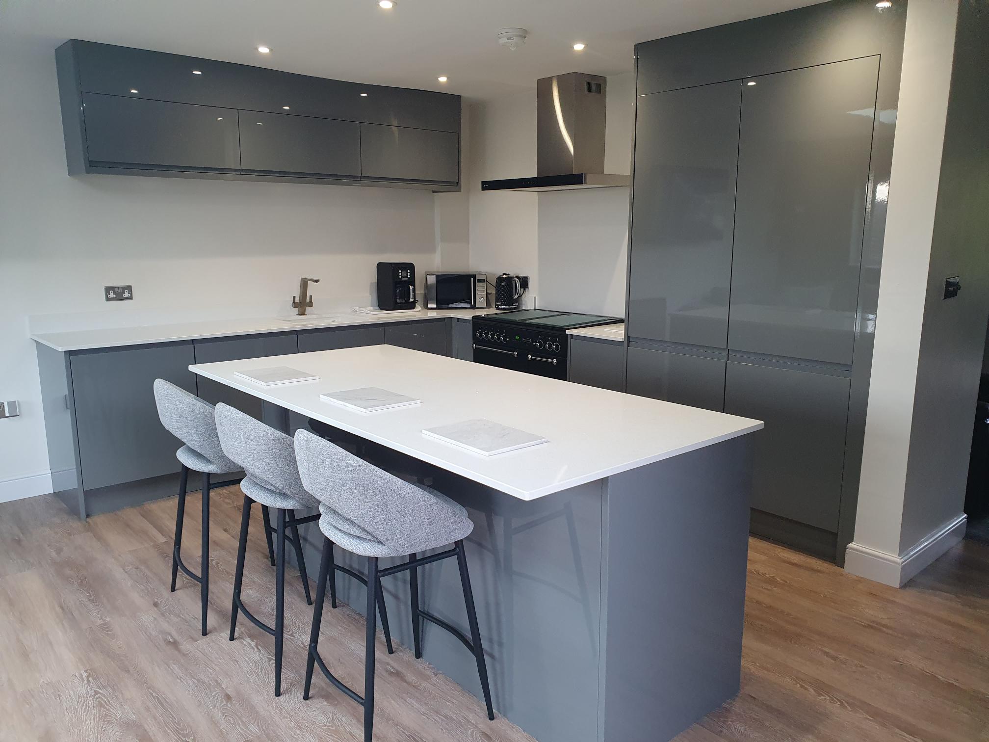 LUCENTE GLOSS A testimonial photo  - Fully Fitted - Leeds
