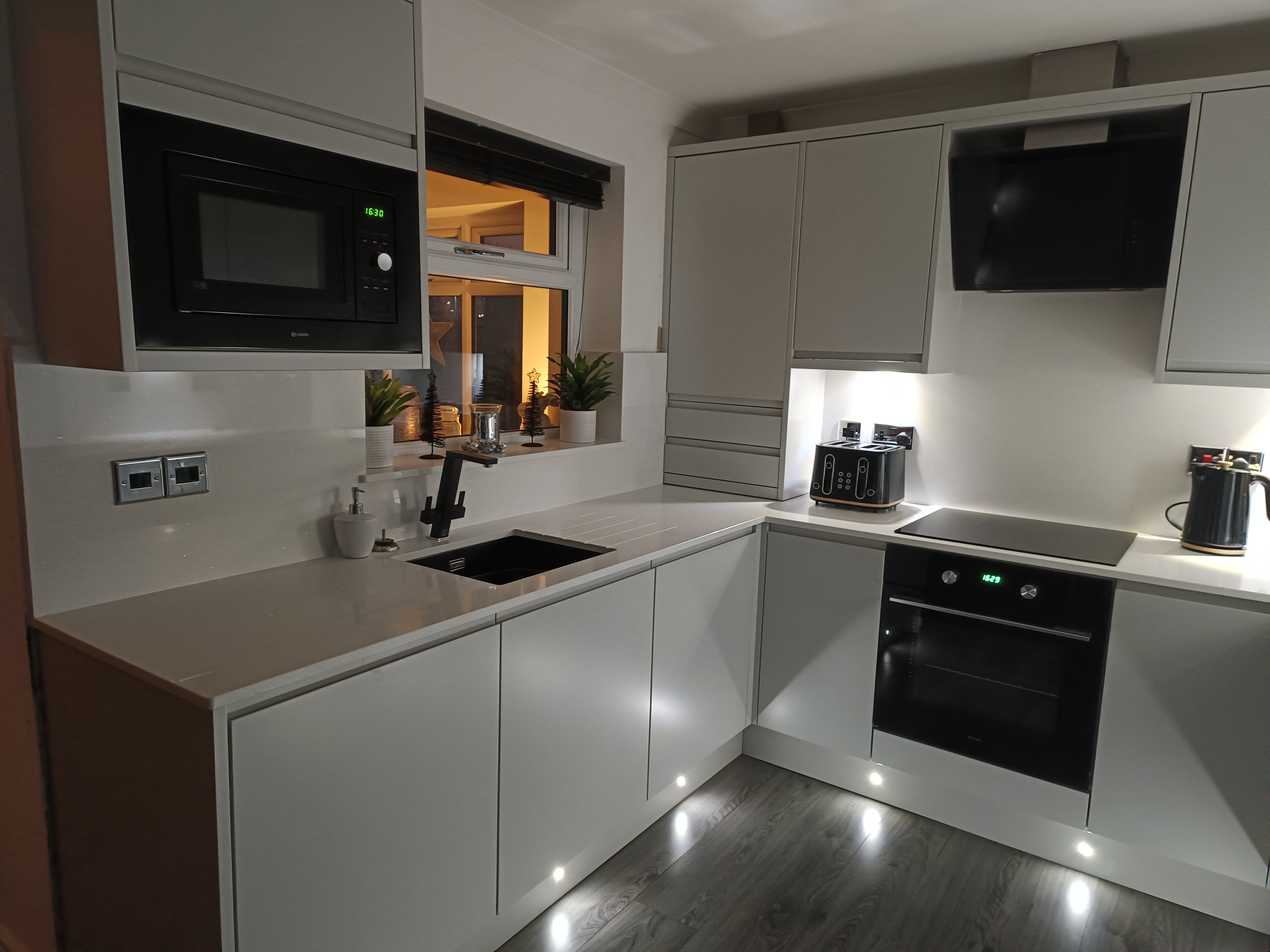 LUCENTE MATT A testimonial photo  - Fully Fitted - Leeds