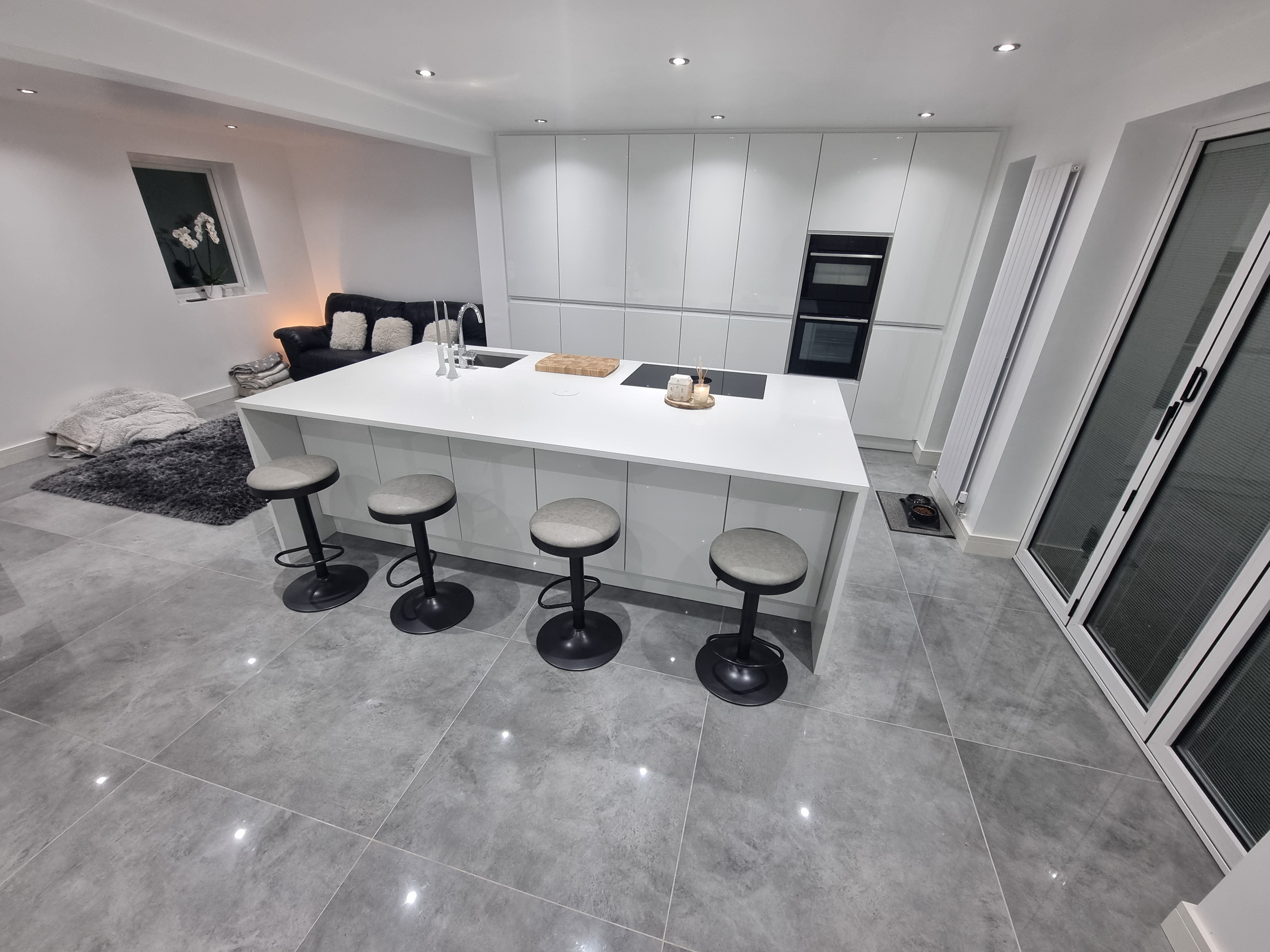 LUCENTE GLOSS A testimonial photo  - Fully Fitted - Sheffield