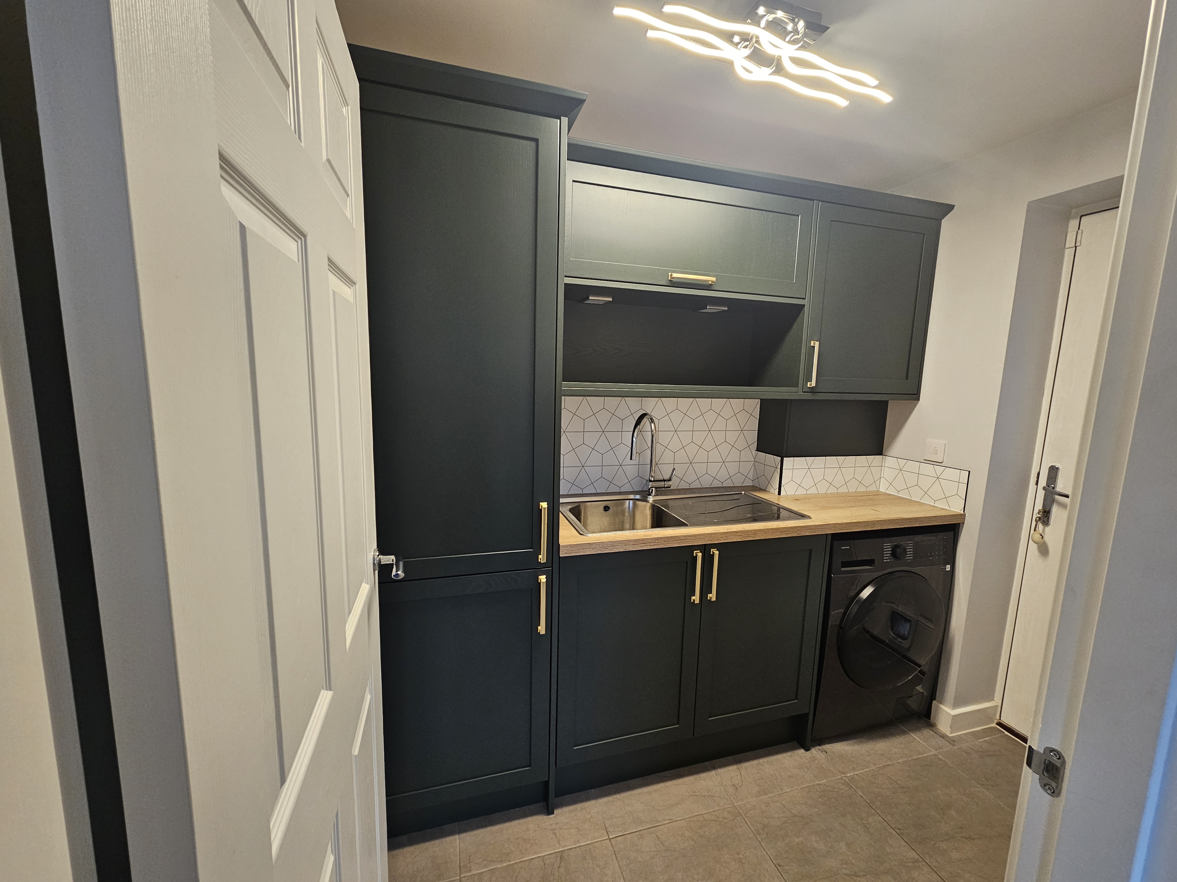 SHAKER 58 testimonial photo  - Fully Fitted - Barnsley