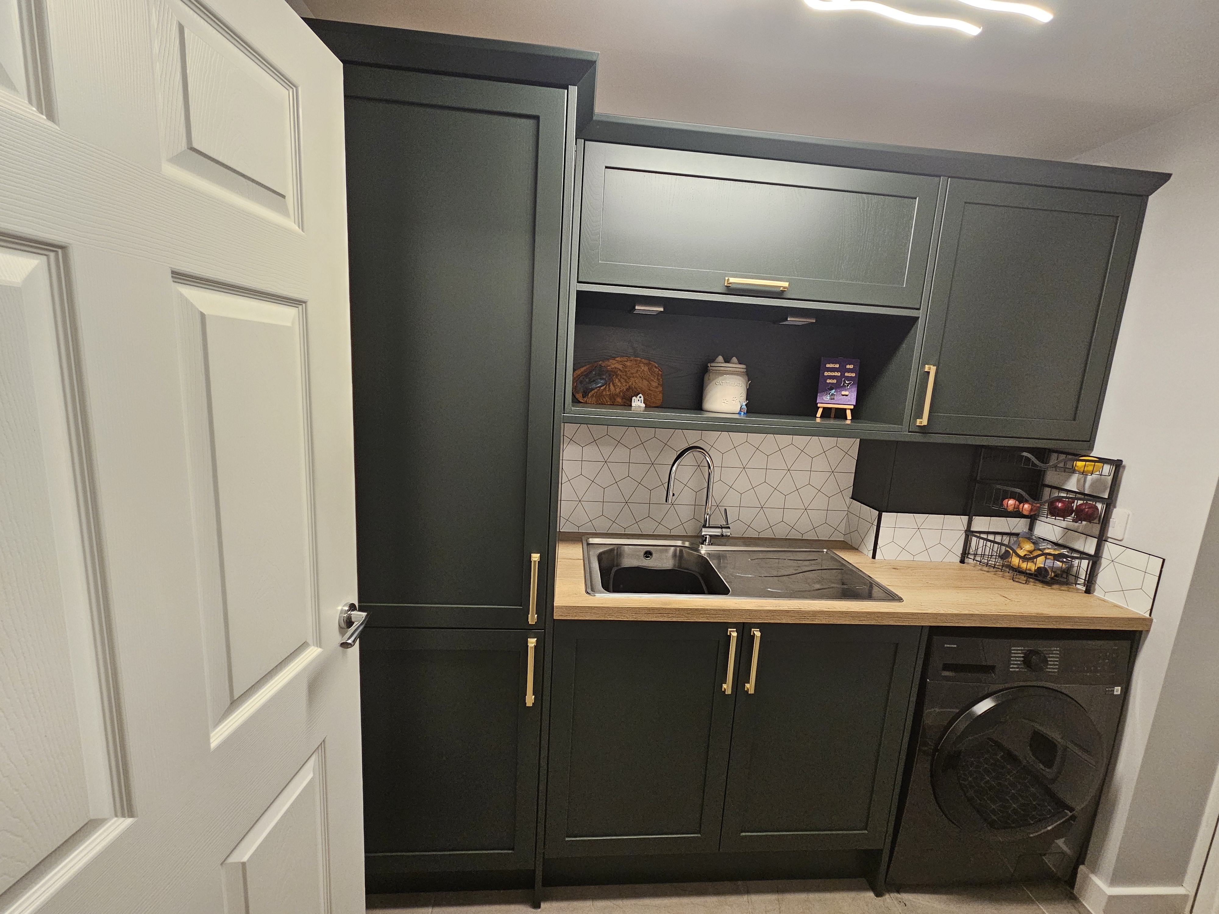 SHAKER 58 testimonial photo  - Fully Fitted - Barnsley