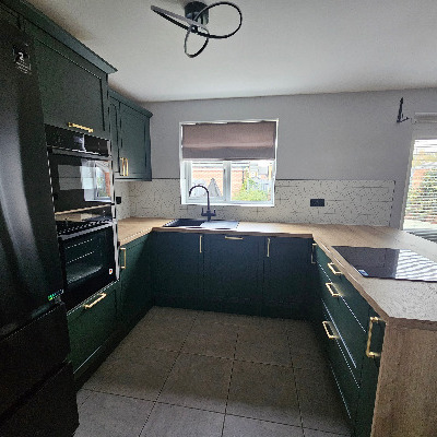 SHAKER 58 (HIGHLAND GREEN)