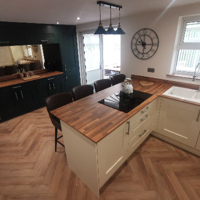 CARTMEL VINYL (FIR GREEN, IVORY)