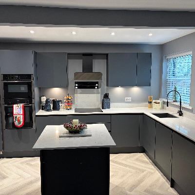 PIATTO PLUS MATTE (CARBON GREY)