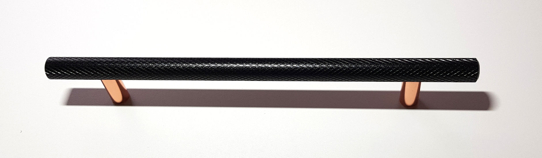 BLACK AND COPPER KNURLED HANDLE 220MM (160MM CENTRES)