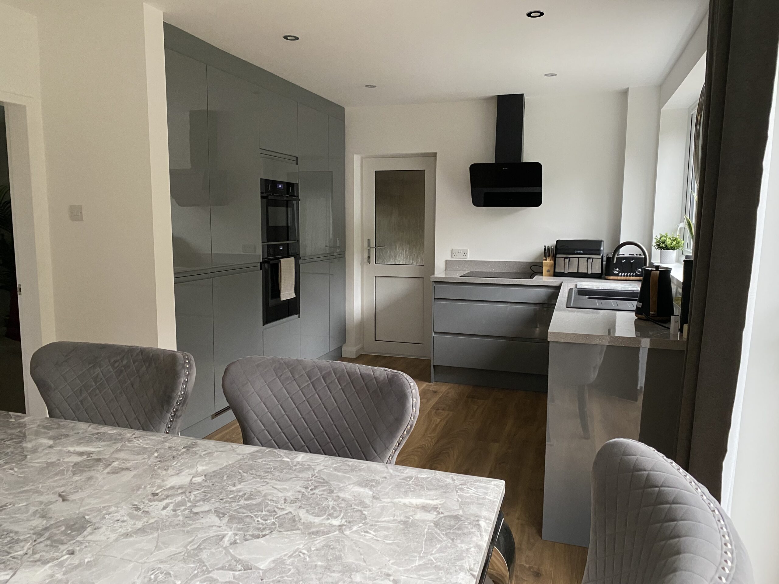 Strada Gloss (Dust Grey)