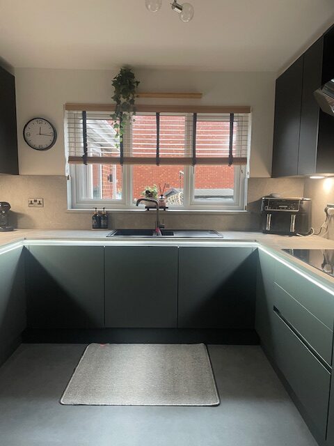 Piatto Sense (Matte Black)